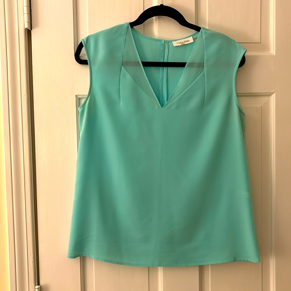 Blouse great for work to play!